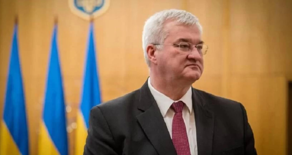 Сибіга прокоментував ситуацію. Українських інкасаторів захопили в заручники угорці